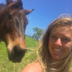 Meet your Posher, Brittany